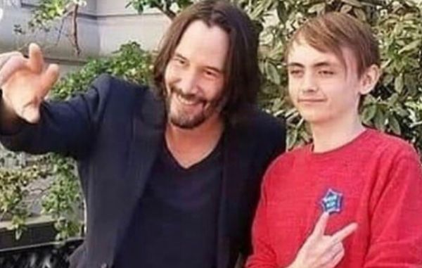 Keanu Reeves proves he’s the best person alive with amazing gesture for young fan